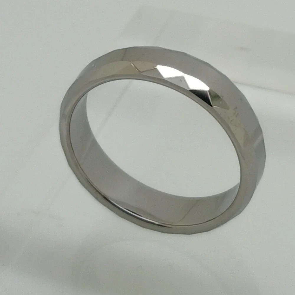 Vintage Tungsten Carbide Faceted Geometric Band Ring Silver‎ 6mm Size 11.25 NOS